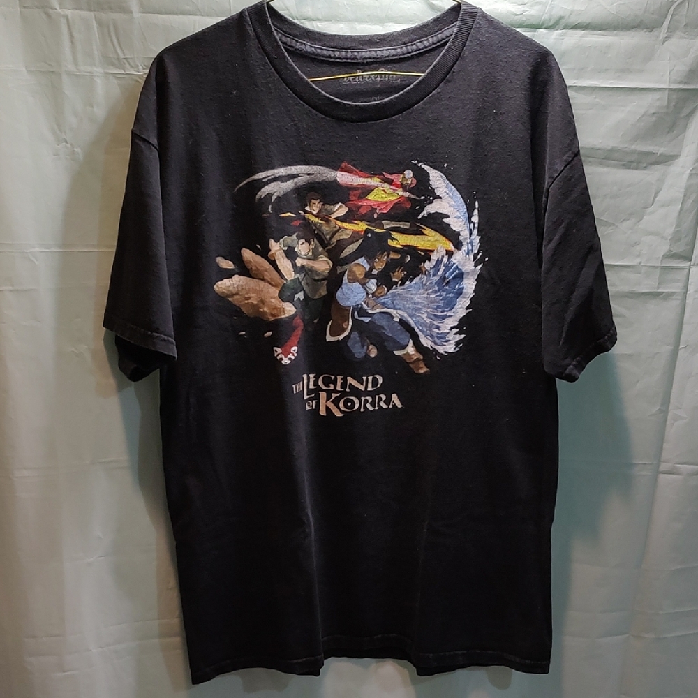 Legend of Korra Black T-Shirt Size L